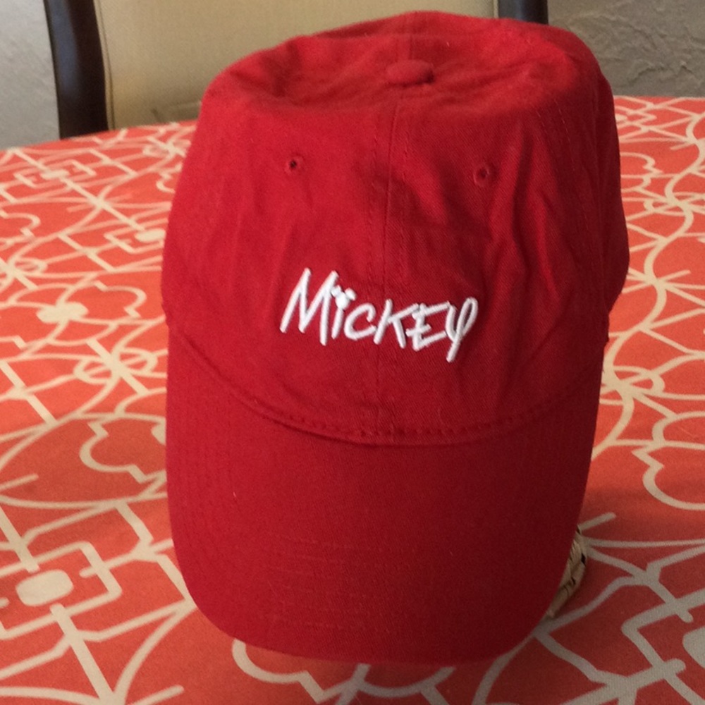 Baseball cap